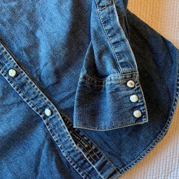 Lucky Brand Blue Denim Shirt with Snap Close - Picture 7 of 16